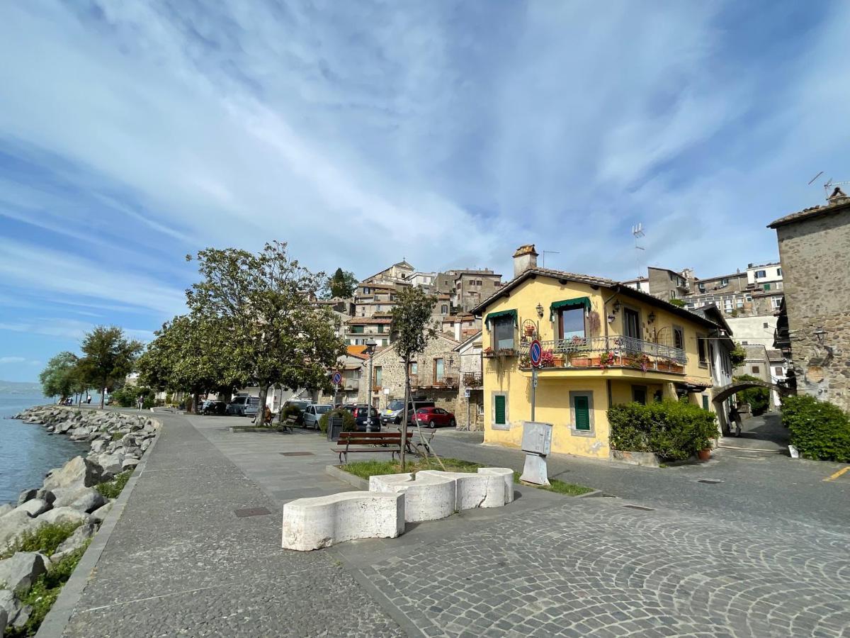 Luminoso Appartamento Sul Lago - Lake Court Anguillara Sabazia Exterior foto