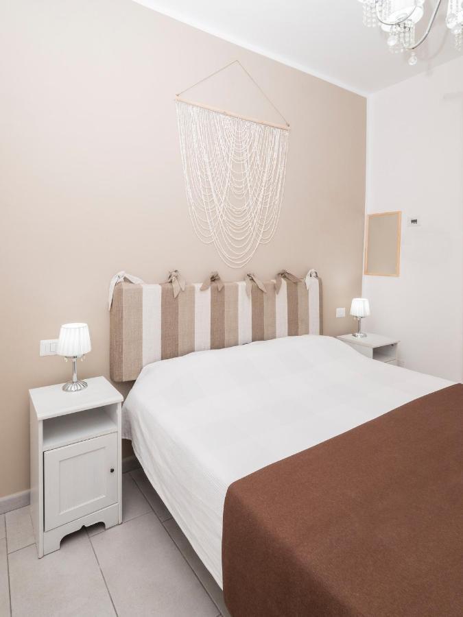 Luminoso Appartamento Sul Lago - Lake Court Anguillara Sabazia Exterior foto